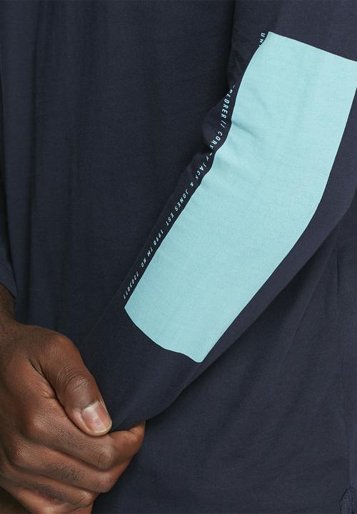 Jack & Jones - Armstrong hooded tee