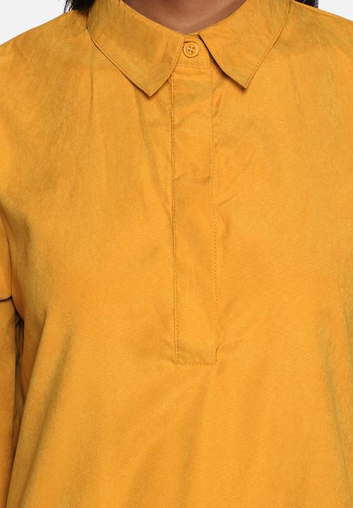 Lola May - Oversize swing shirt with pockets