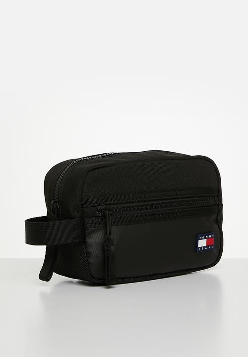 Tommy Hilfiger - Tjm Freshman Washbag - Black