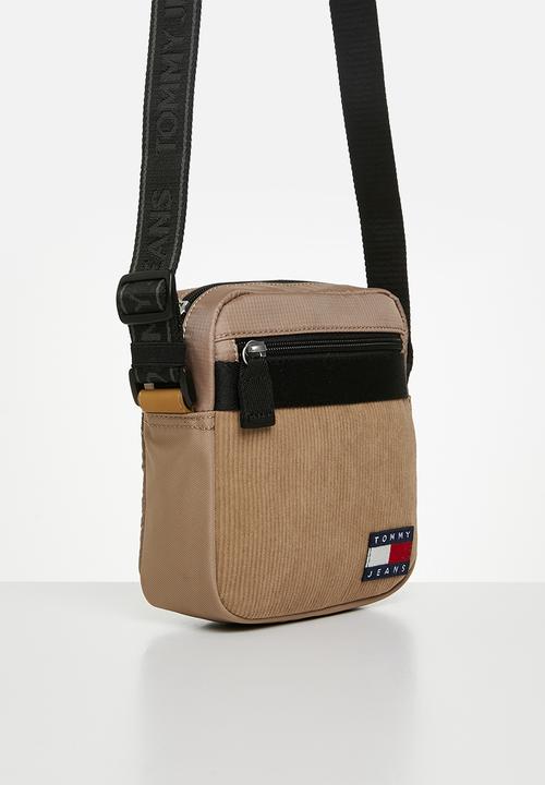 Tommy Hilfiger - Tjm Ess Daily Cord Reporter - Tawny Sand