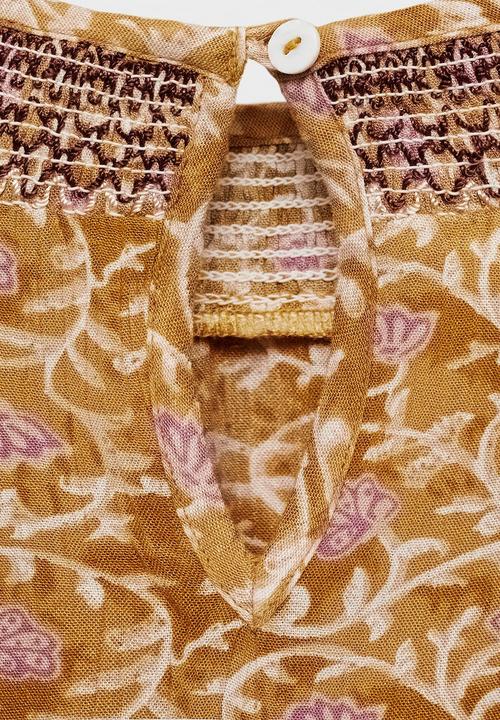 MANGO - Blouse lourdes - dark yellow