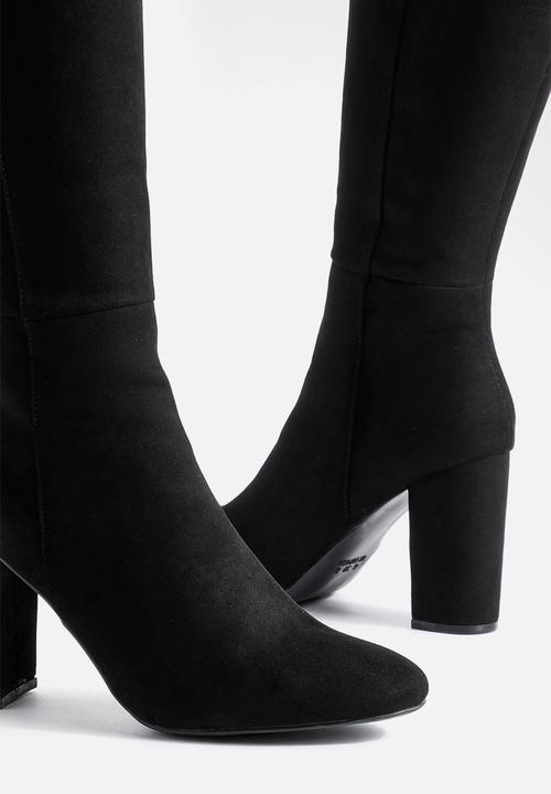 boohoo - Faux suede knee high heeled boots - black