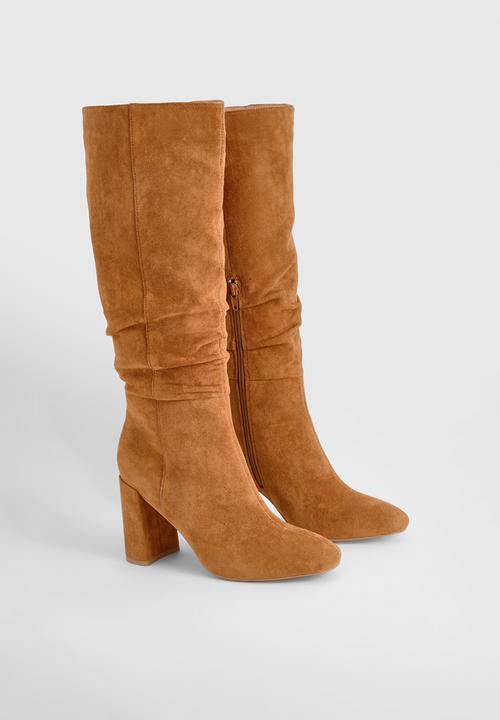 boohoo - Ruched high block heeled knee high boots - tan