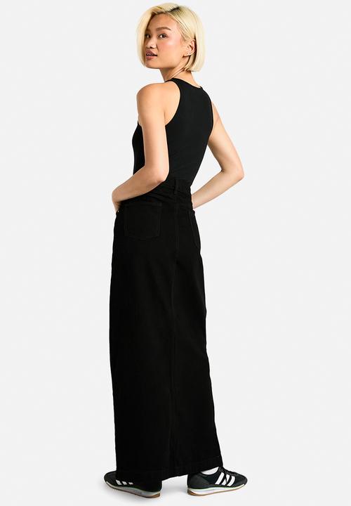 boohoo - Basic Split Front Denim Maxi Skirt - Washed Black