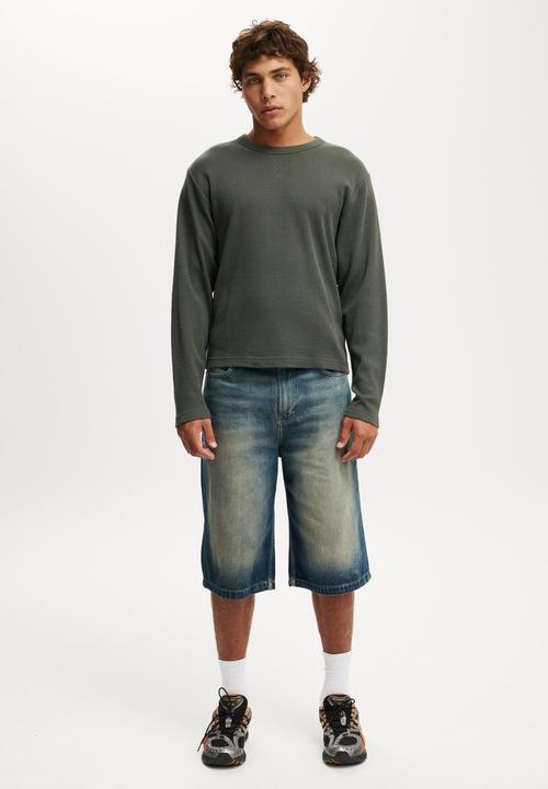 Cotton On - Cropped Fit Textured Long Sleeve - Army Waffle