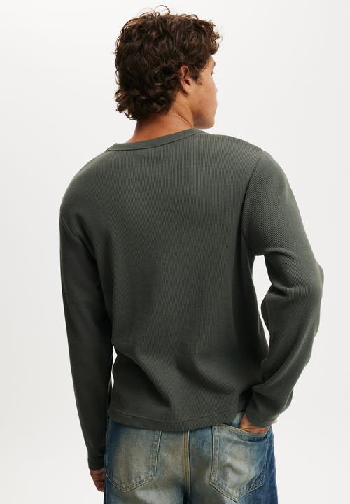Cotton On - Cropped Fit Textured Long Sleeve - Army Waffle