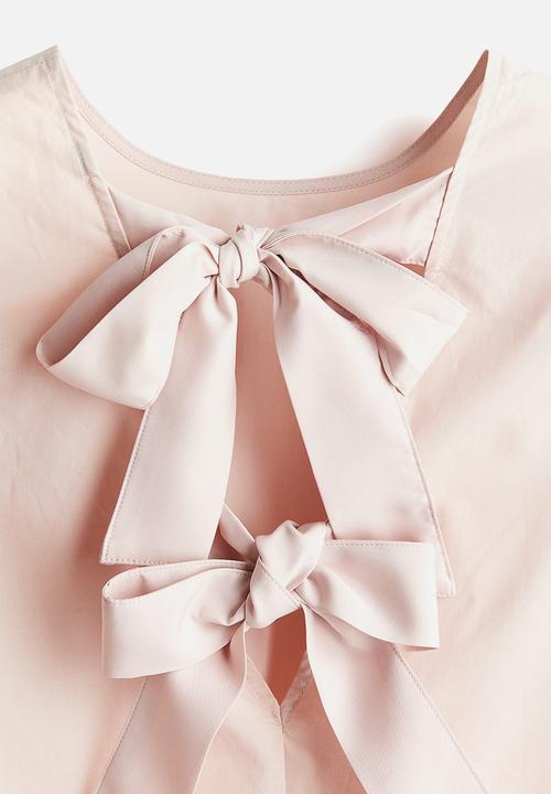 H&M - Lyocell-blend tie-detail blouse - light pink