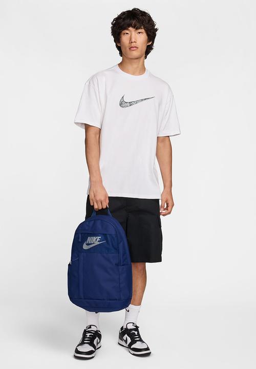 Nike - Nike Elemental