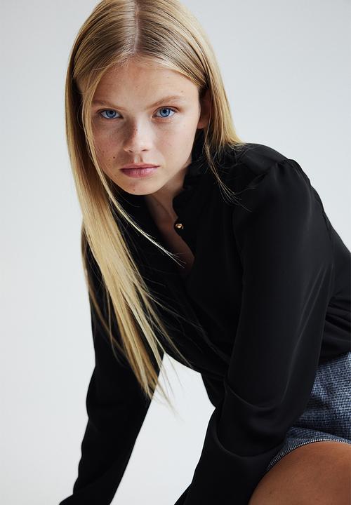 H&M - Frill-trimmed blouse - black