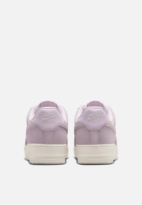 Nike - AIR FORCE 1 '07
