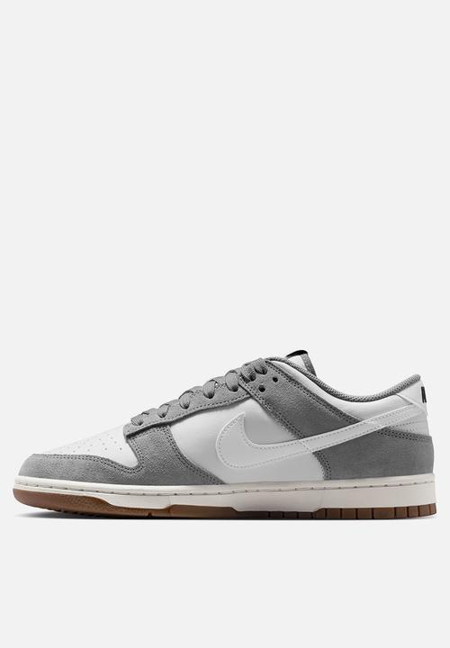 Nike - NIKE DUNK LOW RETRO SE