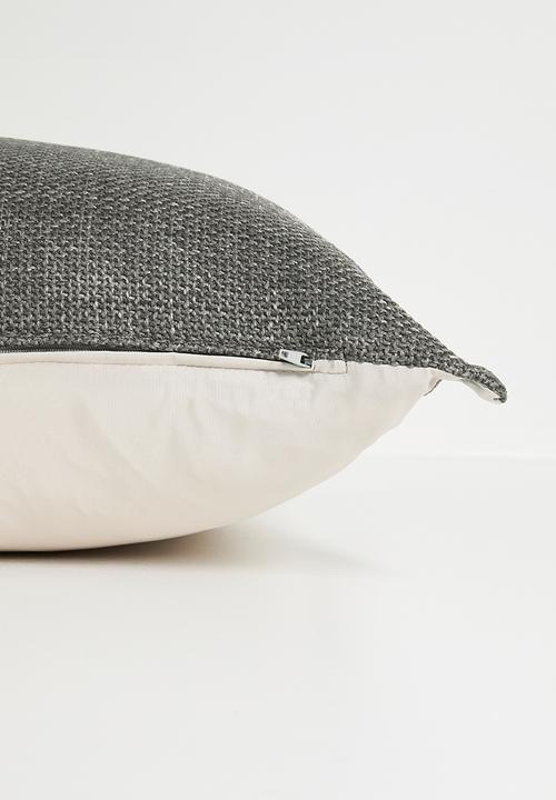 Grey Gardens - Mckenzie cushion cover - Taupe
