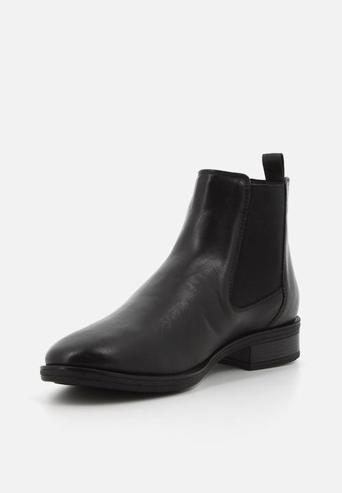 Hush Puppies - Annika Ankle  - Black leather