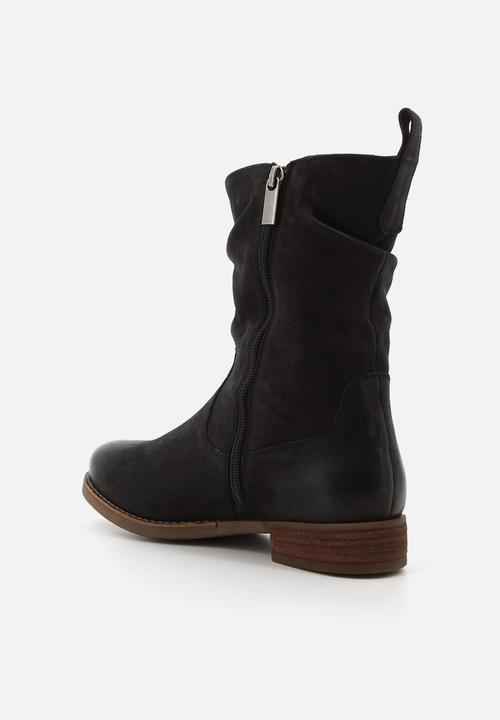 Hush Puppies - Emilia Mid Calf - Black leather