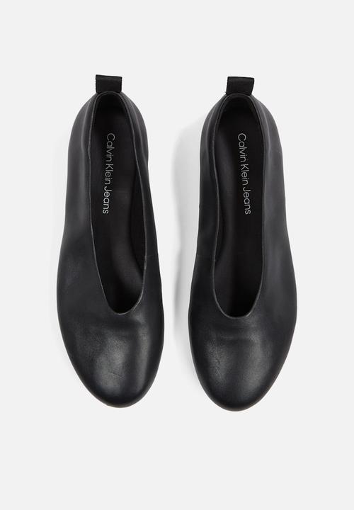 Calvin Klein - Ballerina leather pump - triple black