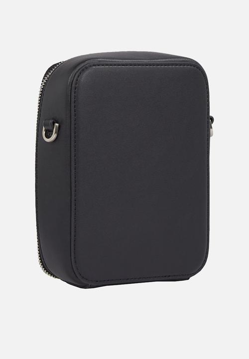 Calvin Klein - CK Sleek Reporter Xs - Black