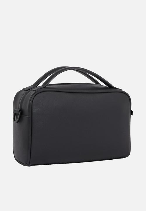 Calvin Klein - CK Must Camera Bag - Black Caviar