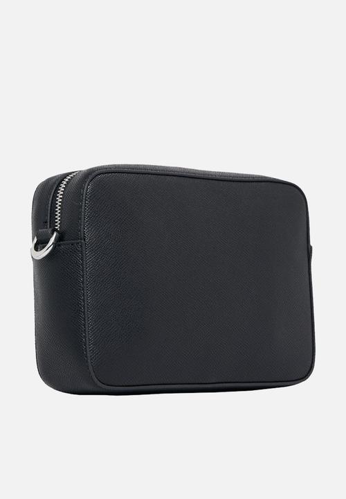 Calvin Klein - Ck must small camera bag caviar - pvh black