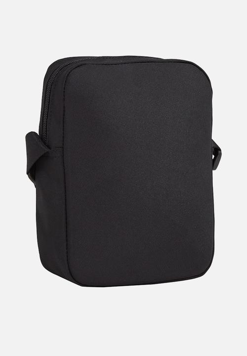 Tommy Hilfiger - TJM Ess Daily Reporter - Black