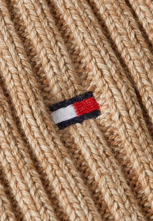 Tommy Hilfiger - THe Flag Twisted Yarn Beanie - Safari Canvas