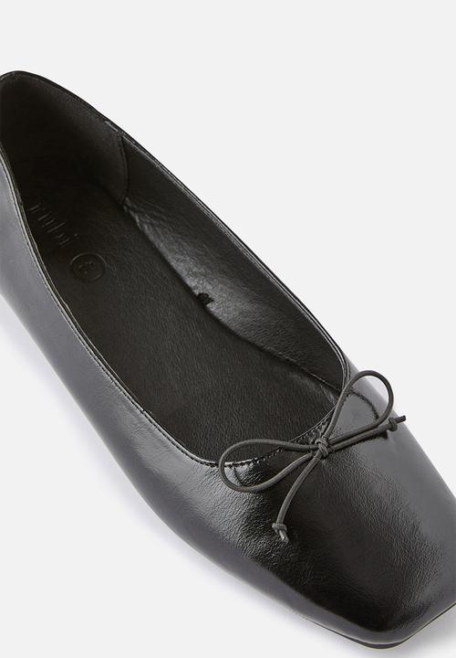 Cotton On - Miley ballet - black glossy