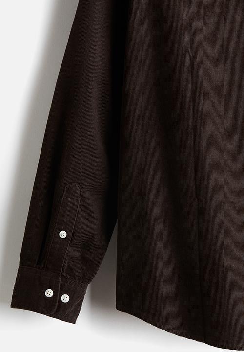 H&M - Regular fit corduroy shirt - dark brown 