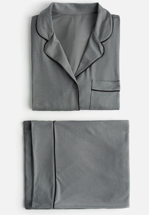 H&M - Viscose-blend pyjamas - green