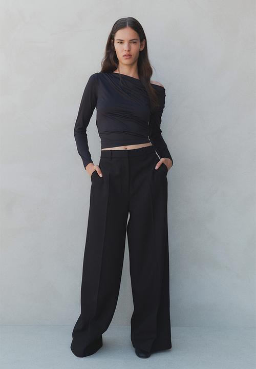 H&M - Draped off-the-shoulder top - black