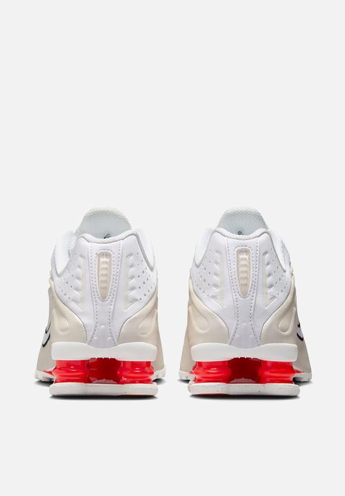 Nike - Nike Shox R4