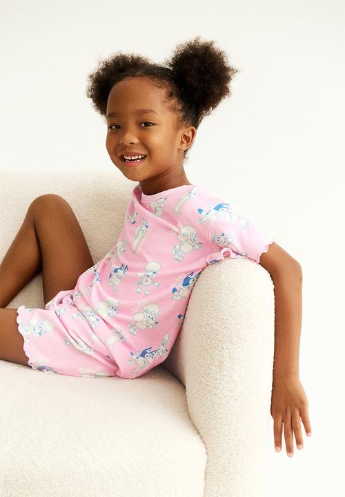 Cotton On - Dani short sleeve pyjama set licensed - lcn blu fairy pink/coco