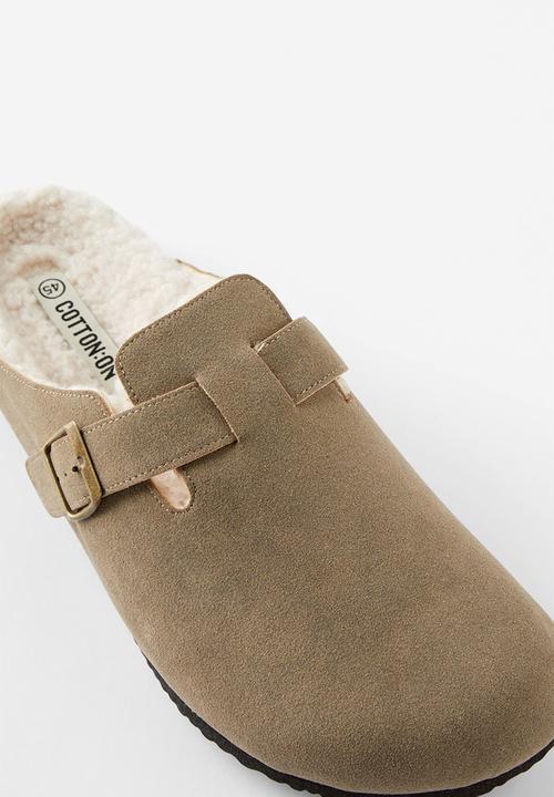 Cotton On - Closed toe buckle slide - taupe & cream teddy