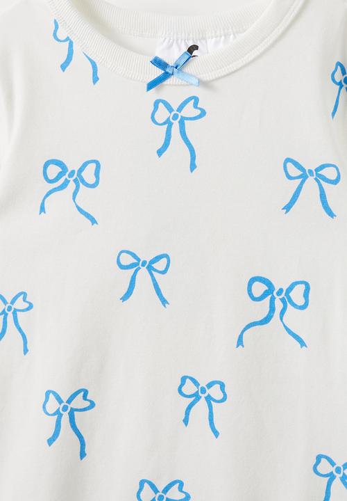 Cotton On - Ava long sleeve pyjama set - vanilla/deep sea blue bows