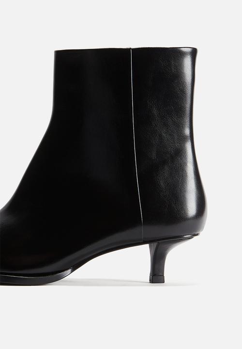 H&M - Pointed ankle boots - black