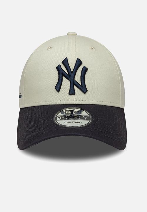 New Era - 940 Side Script Neyyan - Ivory/Navy Y25