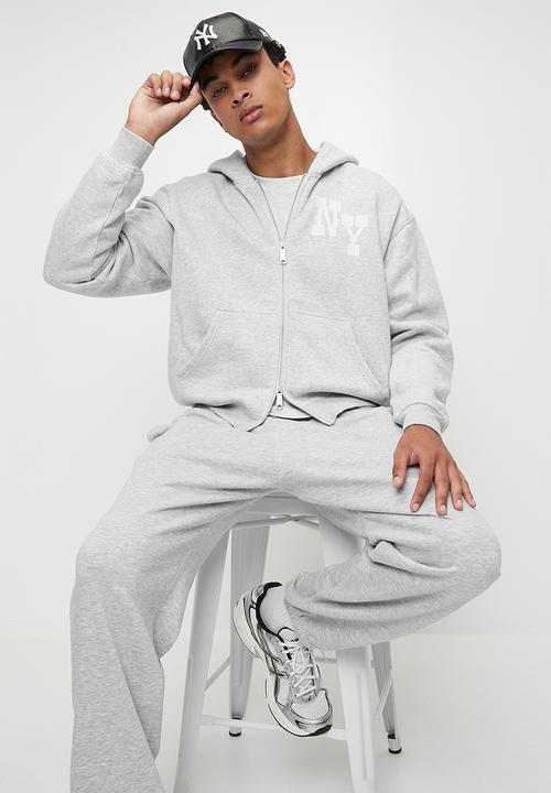 Cotton On - Box Fit Graphic Zip Up Hoodie - Grey Marle/Ny