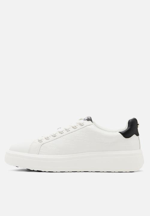 Steve Madden - Razoredge - White/Black