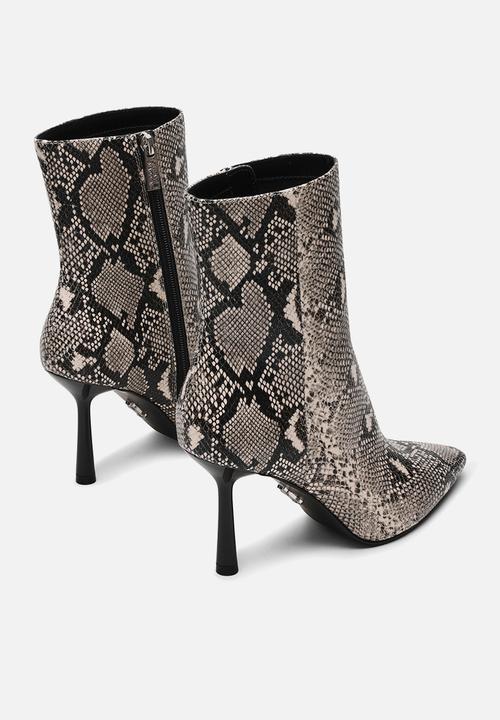 Steve Madden - Ceremonie Ankle Boot - Grey
