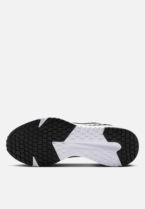 Nike - Nike Run Defy