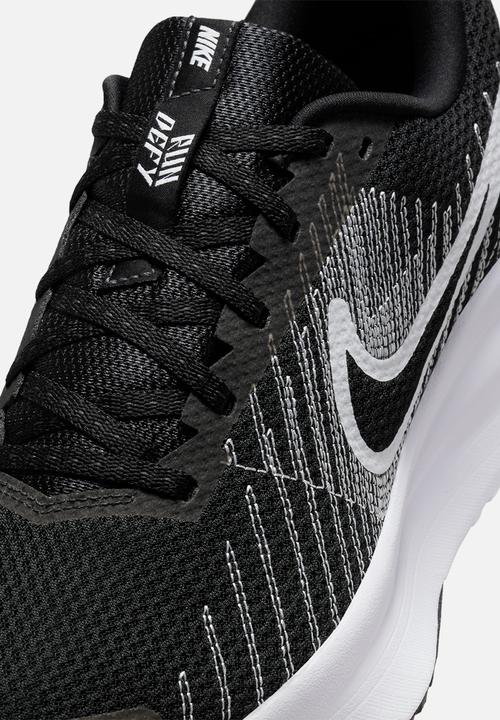 Nike - Nike Run Defy