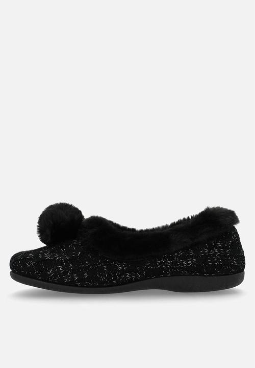 Hush Puppies - Chloe slip-on - black
