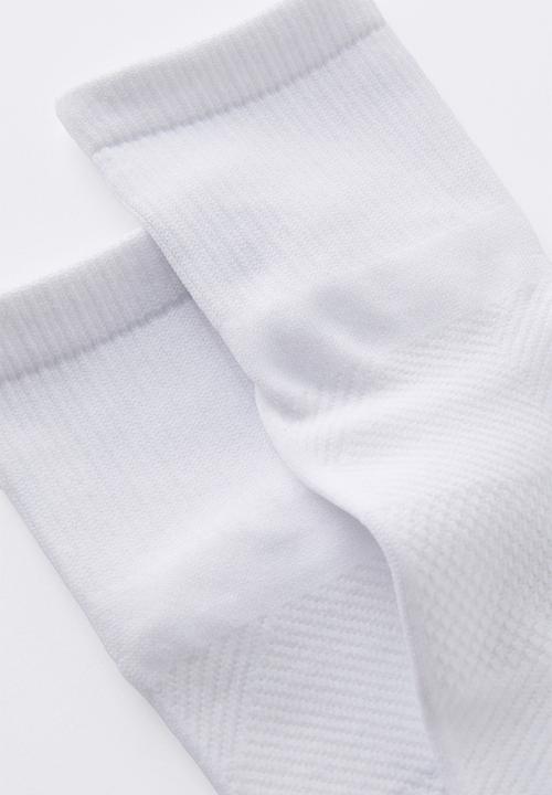 Cotton On - Performance Mid Crew Running Sock - White White