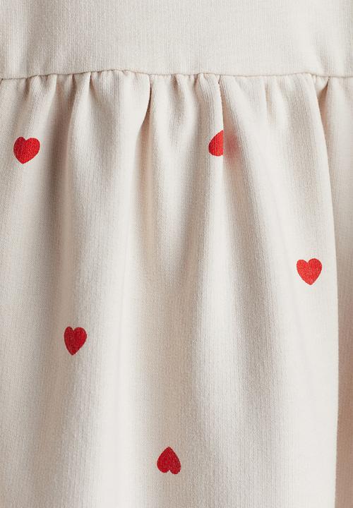 H&M - Oversized sweatshirt dress - light beige hearts