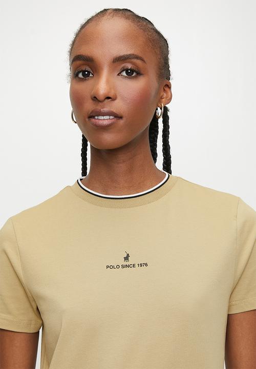 POLO - Wmn thandiwe short sleeve logo T-shirt - stone