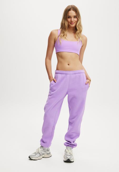 Cotton On - Plush Essential Gym Sweatpant - Cyber Grape