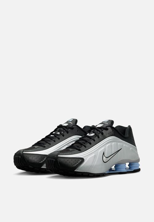 Nike - Nike Shox R4
