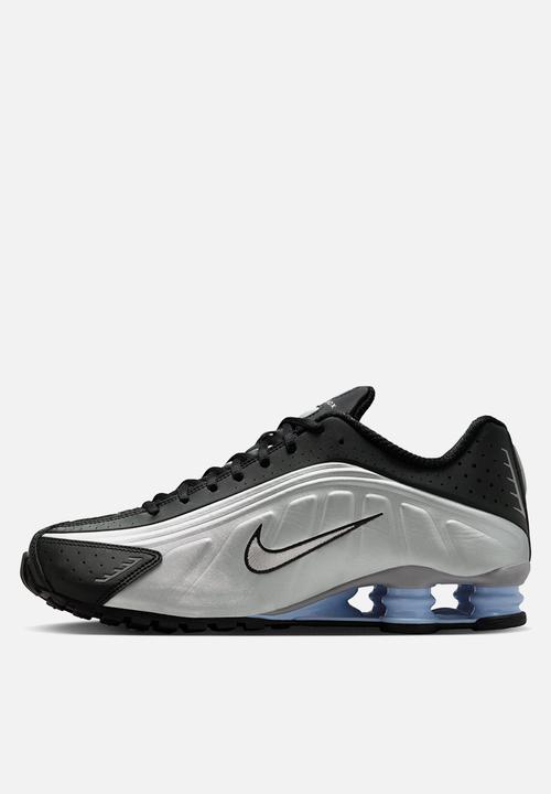 Nike - Nike Shox R4