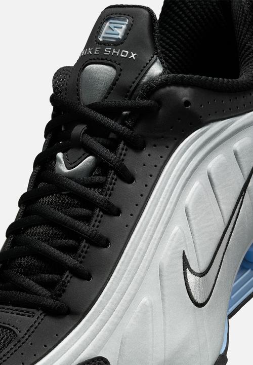 Nike - Nike Shox R4