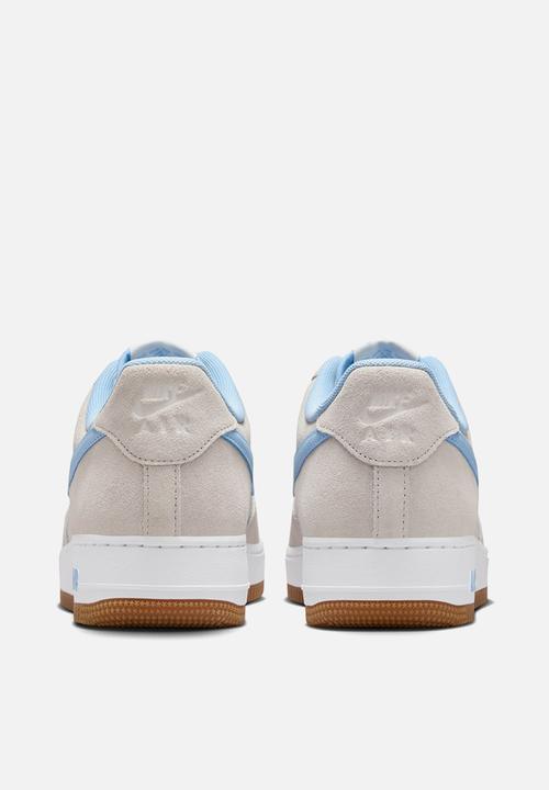 Nike - AIir Force 1 '07 LV8