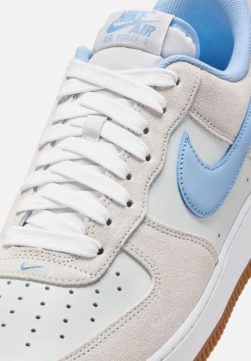 Nike - AIir Force 1 '07 LV8