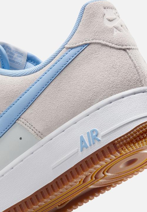 Nike - AIir Force 1 '07 LV8